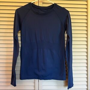 Athleta momentum long sleeve